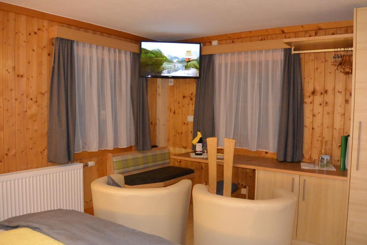 Landhaus Taurer Kals-am Großglockner Exterior foto